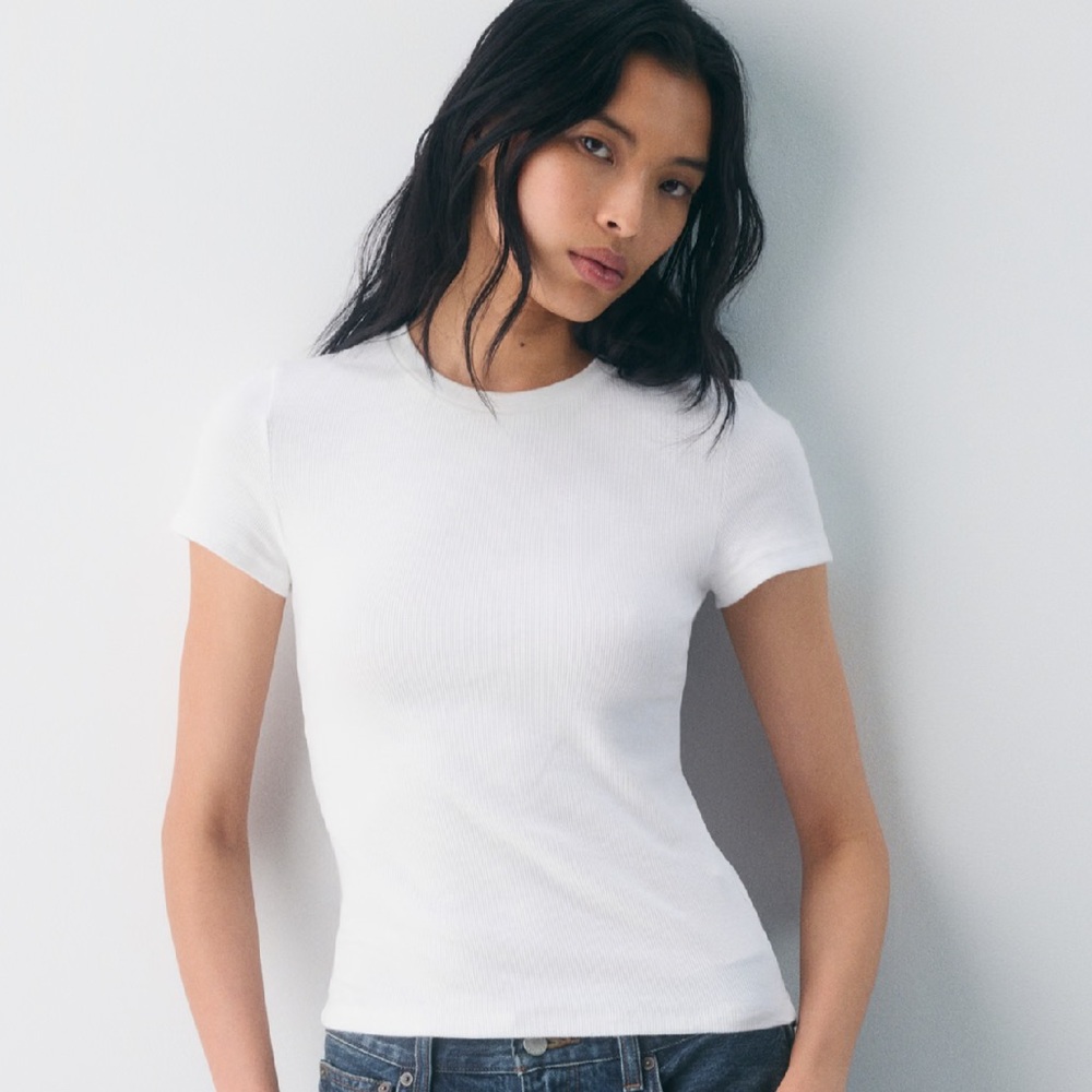 Aritzia TNA Homestretch Crew T-Shirt